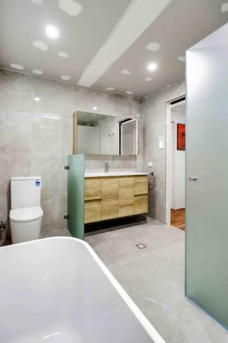 Bathroom & Laundry Renovations in St Andrews, Sydney